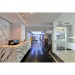 Office for rent near Ploenchit - Maneeya Center