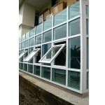 Install windows in the Krueng Bangna - Srinakarin Glass Aluminium