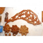 Lek Carving