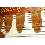 Lek Carving