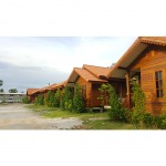 เพ็ญจันทร์ ของฝาก แอนด์ รีสอร์ท