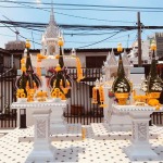 รับตั้งศาลพระพรหมและพระภูมิ