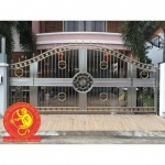 ช่างติดตั้งประตูสแตนเลส เชียงใหม่