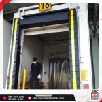 บริษัทรับติดตั้งระบบซีลยางกันกระแทกและประตูห้องเย็นความเร็วสูง (Dock Seal & Cold Room Solutions)