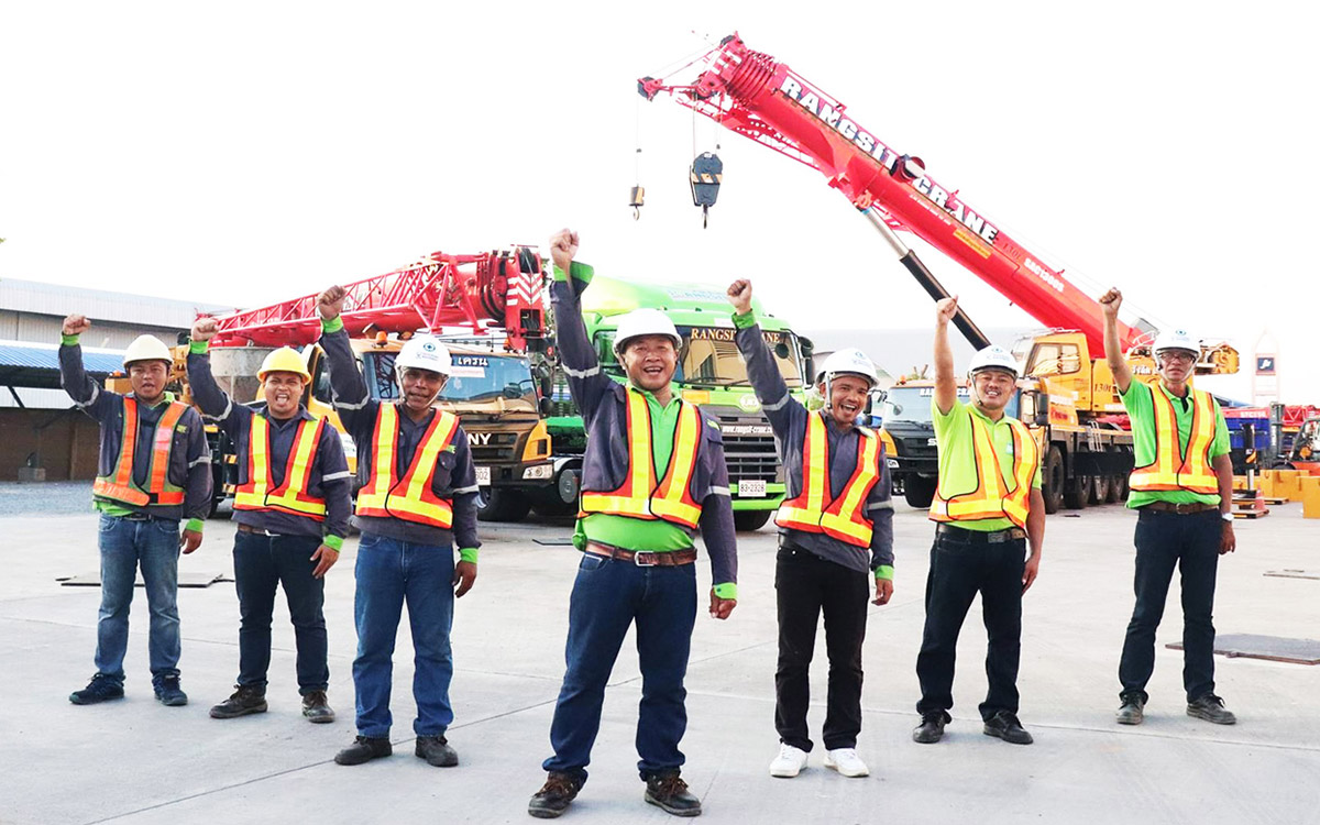 rangsit-crane-01